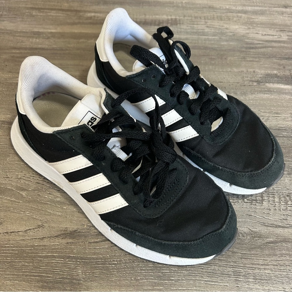 Adidas Neo Run Black White Lace Up Sneakers